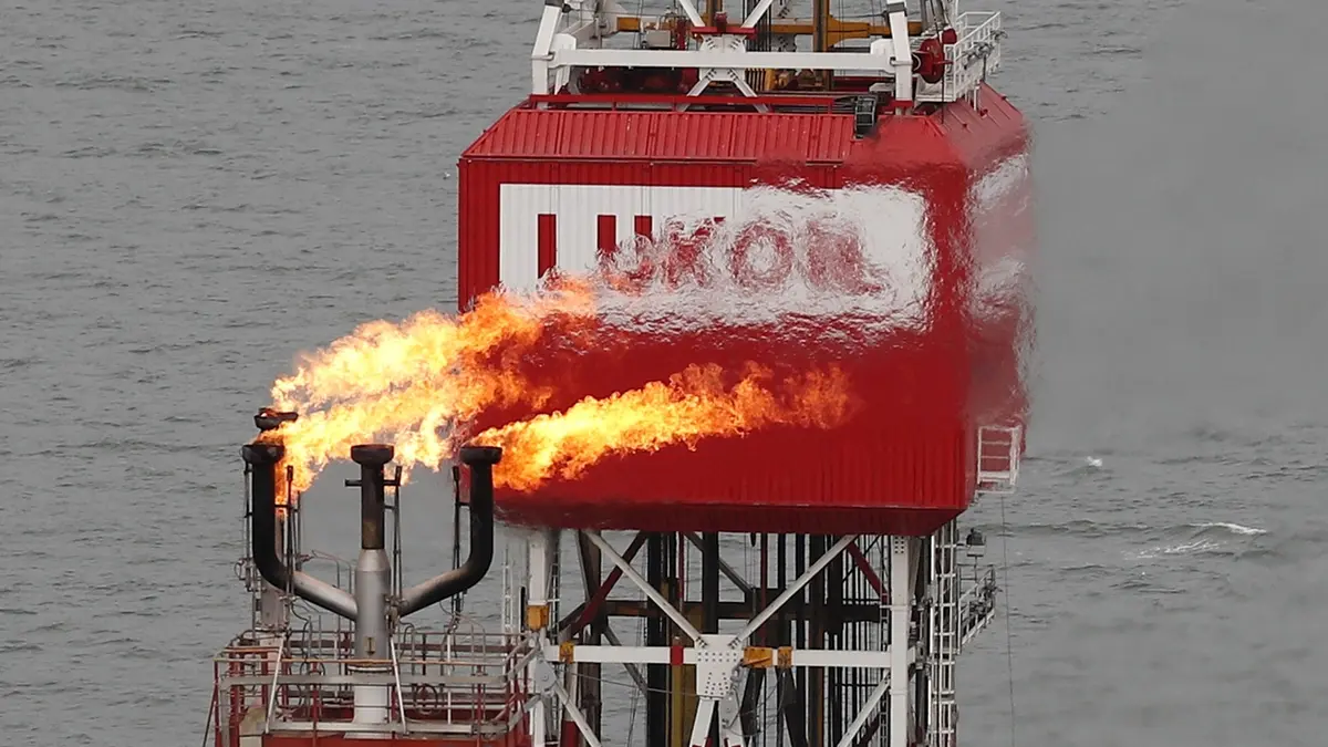 The Russian company Lukoil will sell a refinery in Italy to a consortium of companies